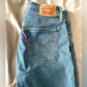 Levi’s Super Skinny Blue Jeans